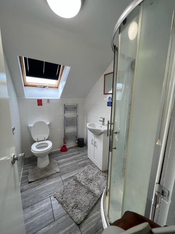 Woodgreen House Hotel ลอนดอน ภายนอก รูปภาพ