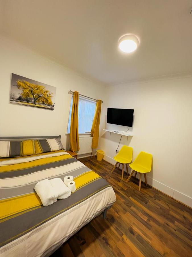 Woodgreen House Hotel ลอนดอน ภายนอก รูปภาพ